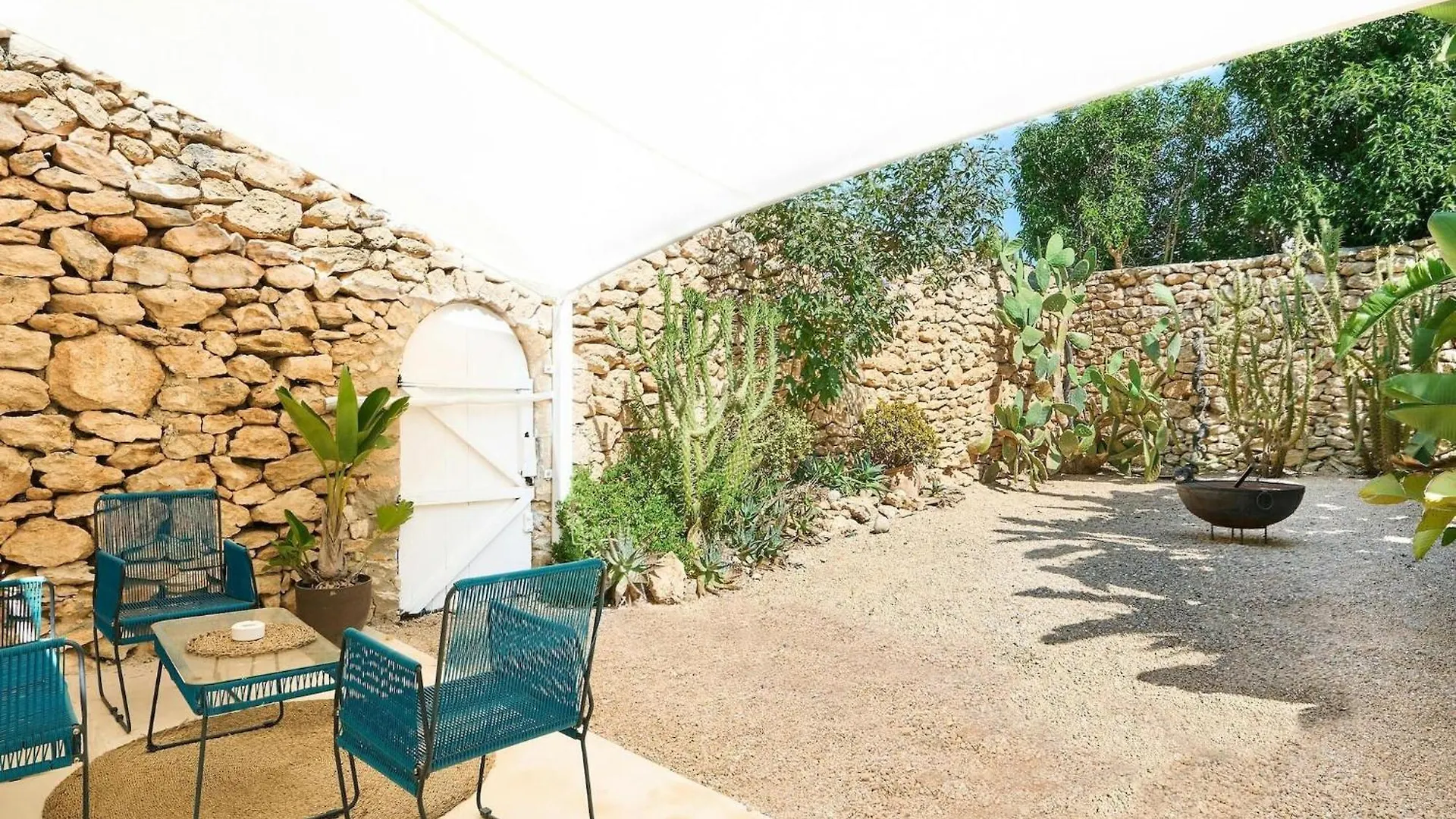 Lavish Villa Near Cala Llonga 0*, Cala Llonga (Ibiza) Spain