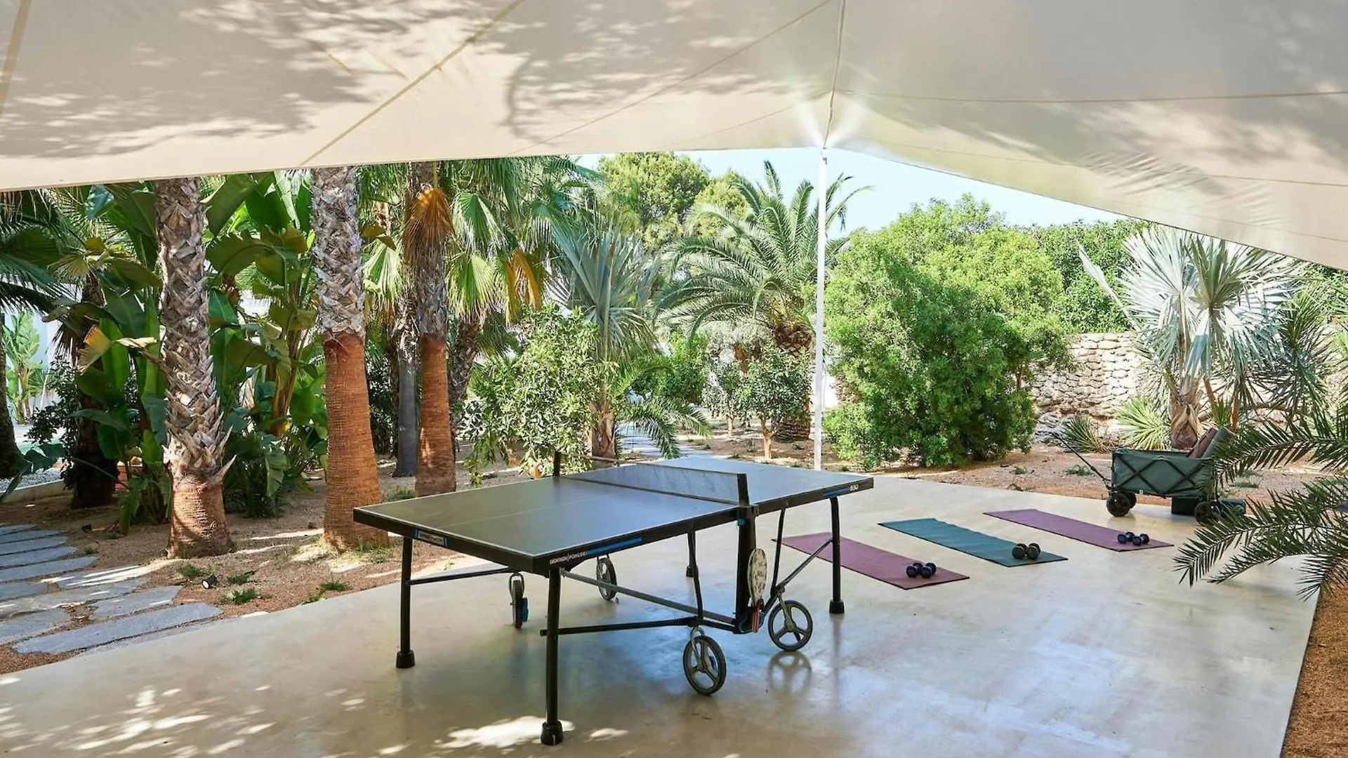 Lavish Villa Near Cala Llonga Cala Llonga (Ibiza)